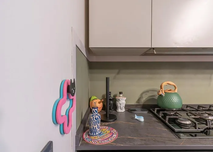 Destination View Downtwn *