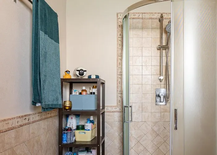 Destination View Downtwn *