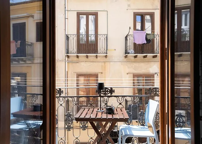 Destination View Downtwn